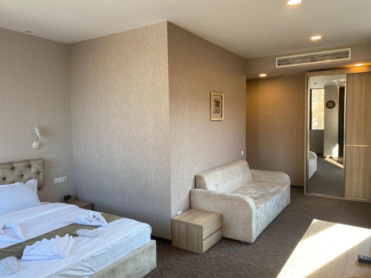 Betlem Hotel Tbilisi ภายนอก รูปภาพ
